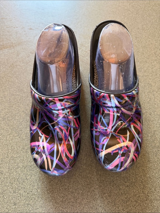Dansko Shoes - Dansko XP 2.0 Ribbon Patent Clog Professional Rocker Sz 39